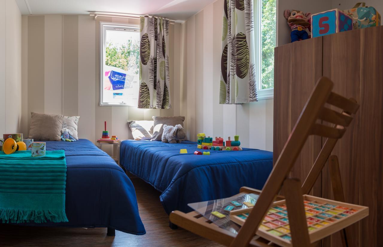 Camping Officiel Siblu Les Rives De Condrieu Bagian luar foto